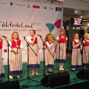 Read more about the article Astra laulustuudio “Väike solist”